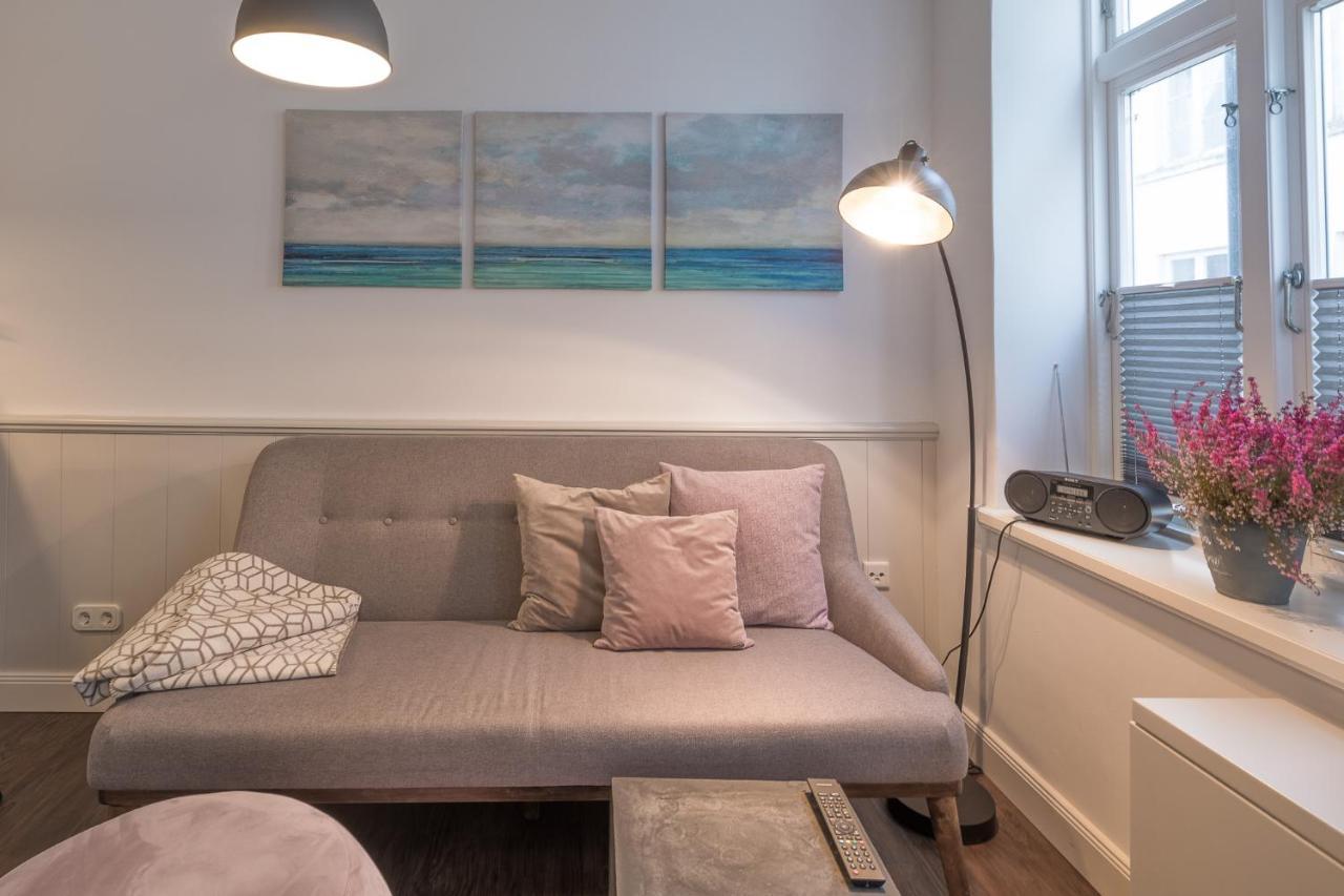 Apartmenthaus Theodor Storm Daemmerstunde Husum  Exterior photo